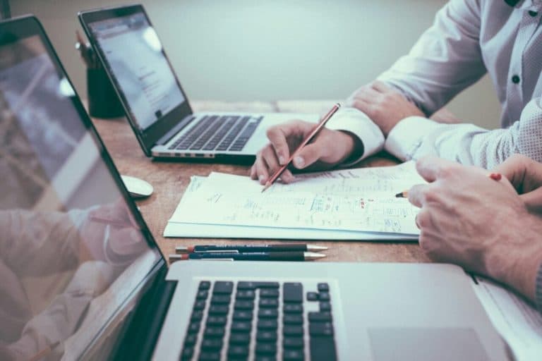 43% de las empresas tecnológicas ve difícil captar clientes en 2025