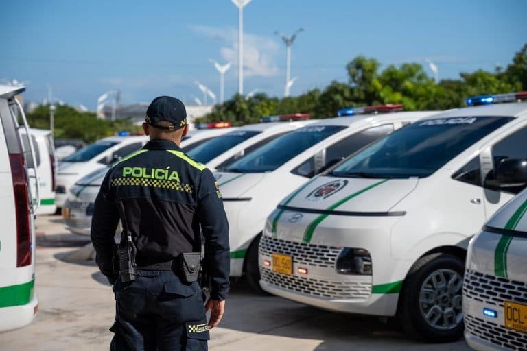 Barranquilla completa 50 CAI móviles para combatir la desbordada inseguridad
