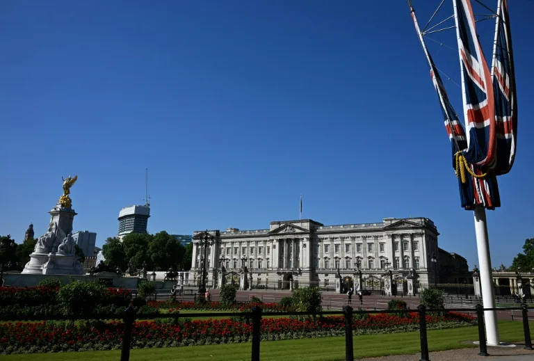 Carlos III ya no vivirá más en el Palacio de Buckingham