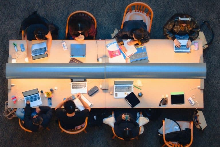 Cinco claves para usar la IA con ética, seguridad y transparencia en las organizaciones