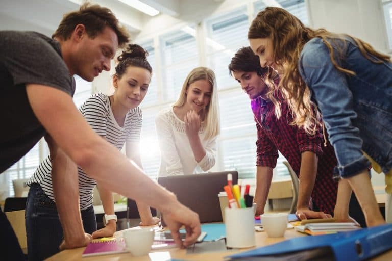 ¿Cómo afrontar el aumento del salario mínimo? 6 recomendaciones claves