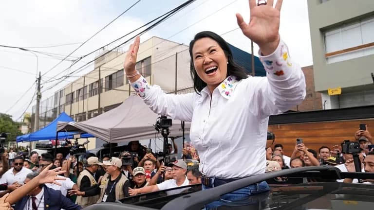 Elecciones en Perú: Fujimori amplía a más de 39.000 votos su ventaja sobre Sánchez