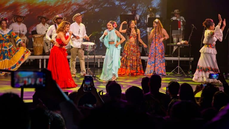 Familia y artistas rindieron homenaje a Totó la Momposina
