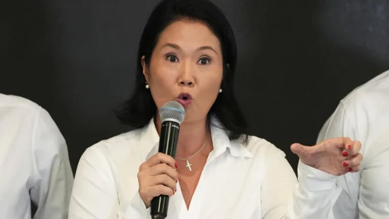 Fujimori encabeza la reñida elección presidencial de Perú