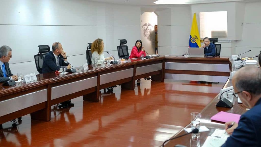 Gobierno revisó avances del Data Center con Inteligencia Artificial para Santa Marta