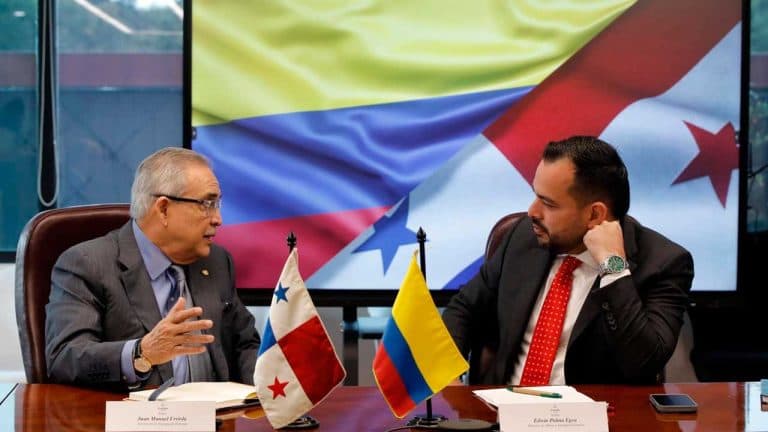 Gobiernos evalúan avances de interconexión eléctrica entre Colombia y Panamá