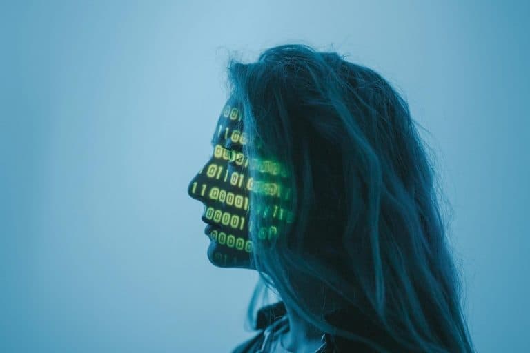 La IA agéntica transforma la operación digital de las empresas