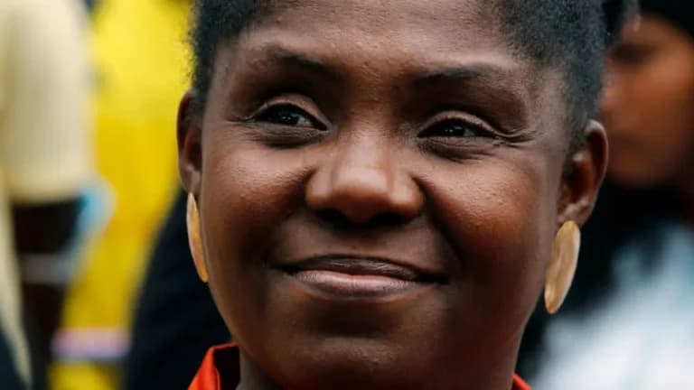 “Me amenazan y me quieren callar por denunciar la corrupción, el cambio no se frena por miedo”: Francia Márquez Mina