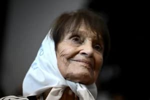 Murió Taty Almeida, emblema de las Madres de Plaza de Mayo en Argentina
