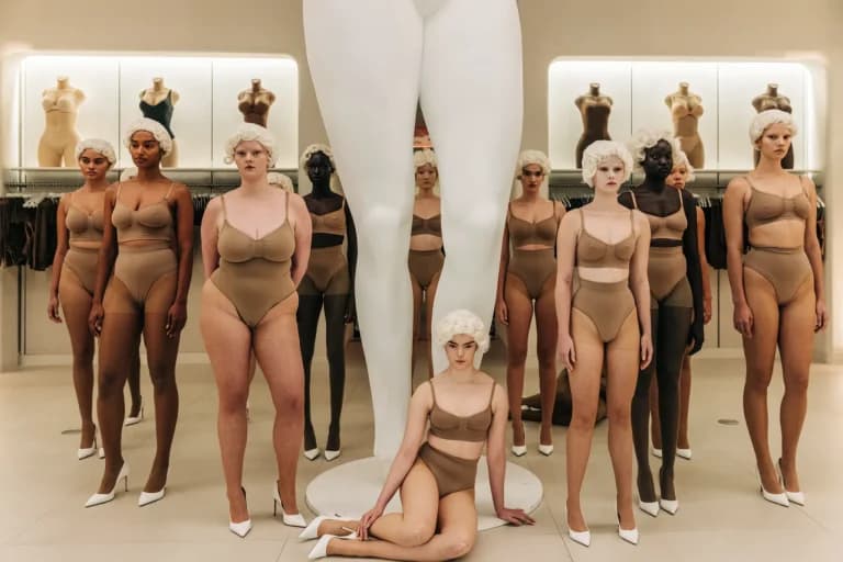 Nike lanza una nueva marca de fitness junto a Skims de Kim Kardashian