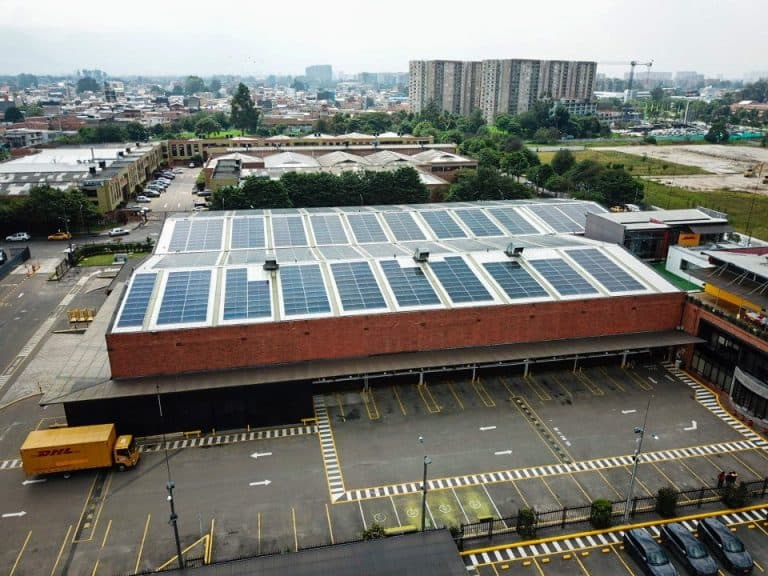 Nueva reglamentación para ampliar Colombia Solar a más hogares vulnerables