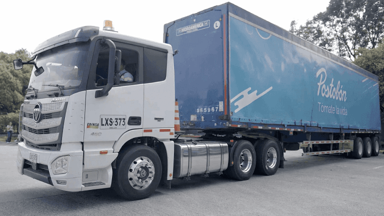 Postobón, Edinsa y Renting Colombia incorporan tecnología de hidrógeno a diez tractocamiones