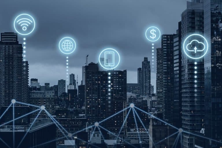 Preparando el futuro: por qué las empresas deben priorizar la inversión en TI para 2025