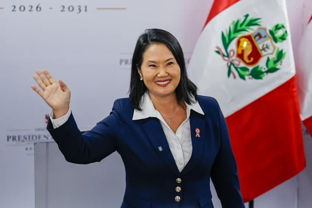 Presidenta electa de Perú retomaría relaciones diplomáticas rotas con México