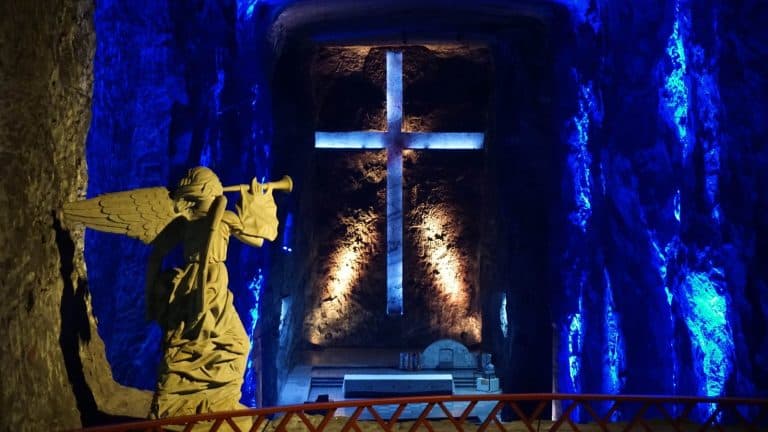 ¿Puede existir turismo sostenible 180 metros bajo tierra?