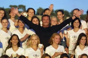 Seis mujeres denuncian por violación a un exdirectivo de la agencia de modelos Elite en París