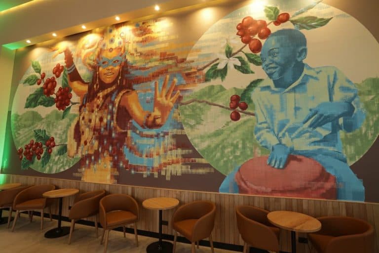 Starbucks lanza su nuevo menú de temporada para iniciar el 2025