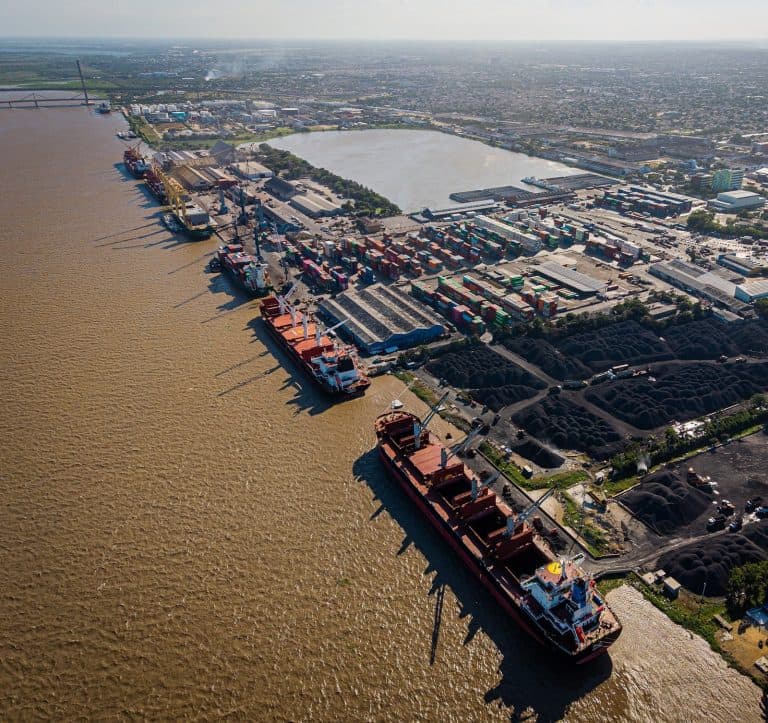 Suben exportaciones e importaciones por puerto de Barranquilla en 1er semestre