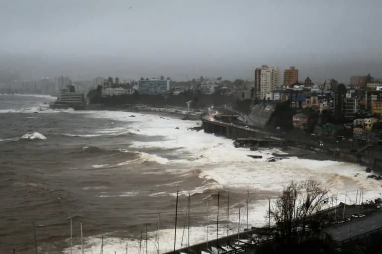Un fuerte temporal en Chile deja casi 100.000 personas aisladas y miles de damnificados