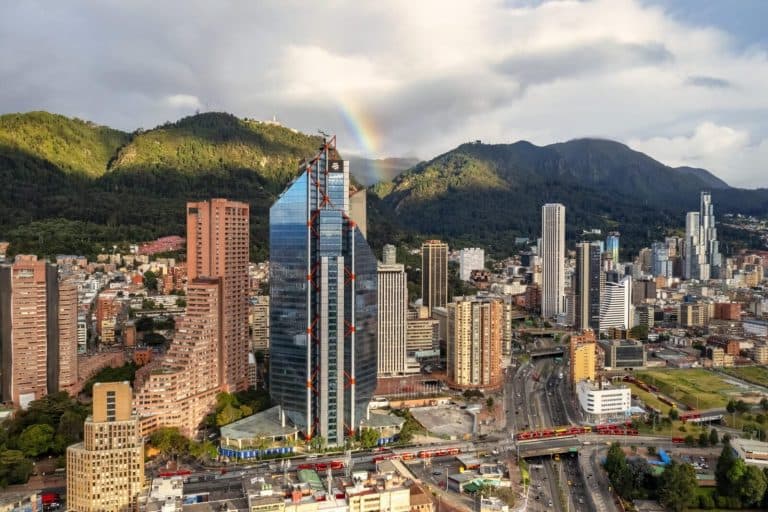 Wyndham explora Bogotá con IA en el aniversario 488 de la ciudad