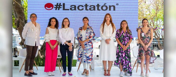 PRIMERA DAMA CON LA LACTANCIA