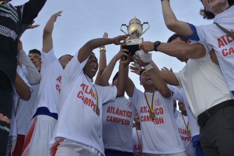¡Atlántico gritó campeón en casa!