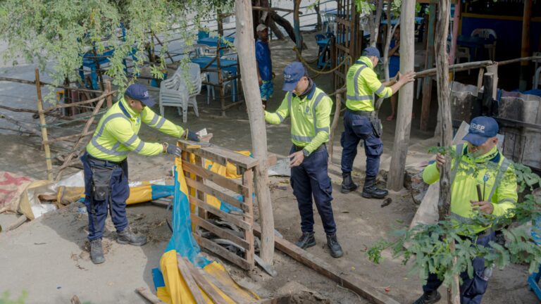 Recuperan zona de espacio público en el camellón del aeropuerto Simón Bolívar 