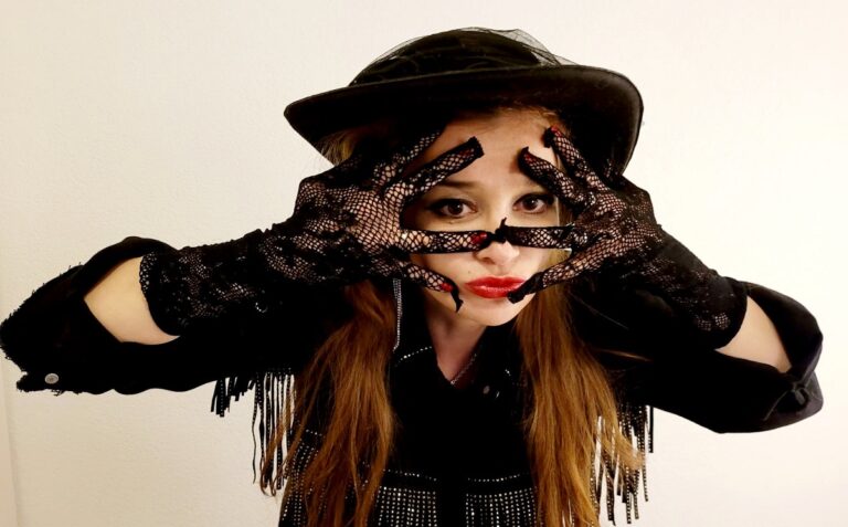 Grace de Gier, anuncia su lanzamiento: ‘Dime’