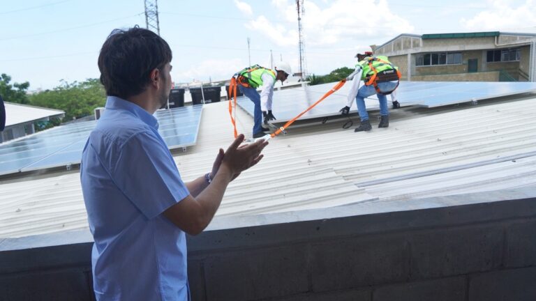 Pumarejo insiste en presentación de proyecto de ley para regular tarifas de energía