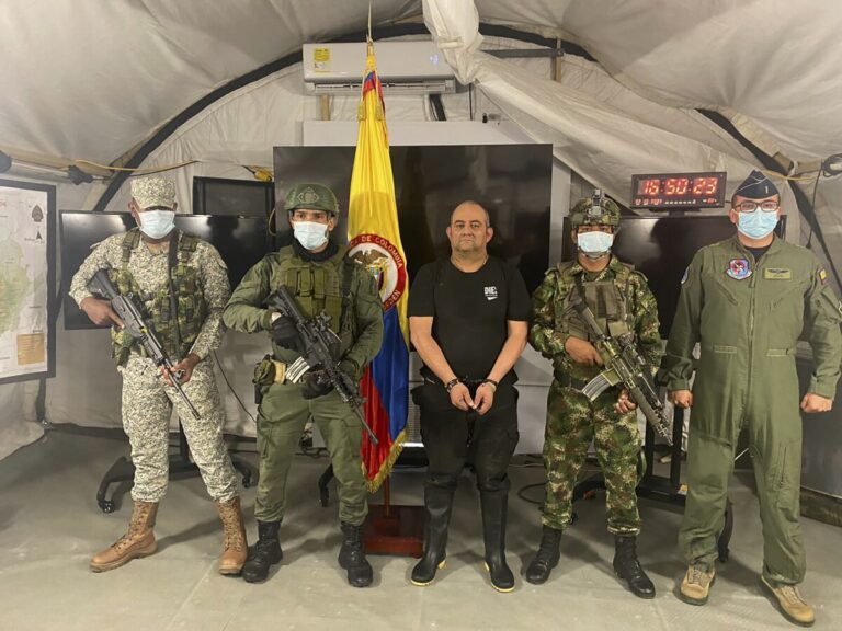 Se congela la Paz Total: Petro ordena reanudar guerra contra Clan del Golfo