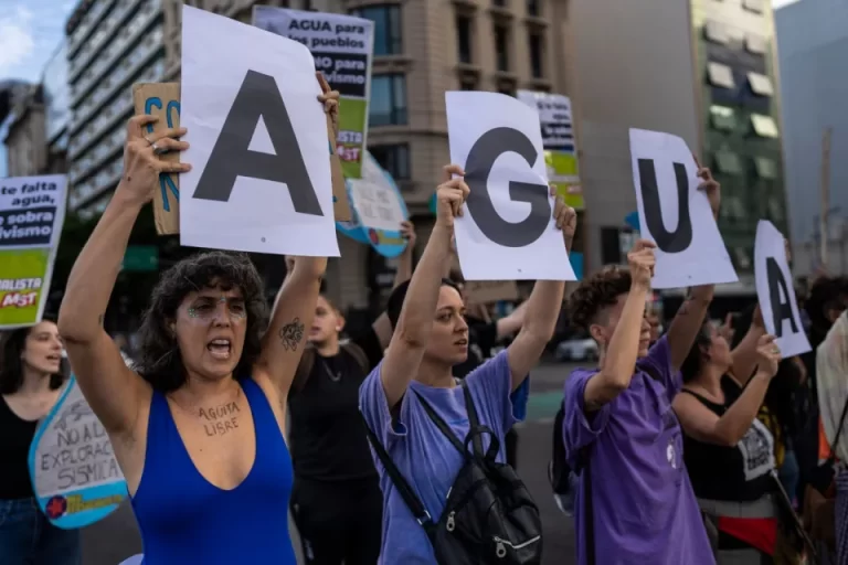 Millones mueren por falta de agua potable o saneamiento: Naciones Unidas