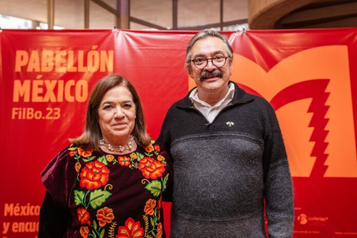Patricia Ruíz Archondo - Embajadora de México en Colombia, Marco Barrera, Coordinador de vinculación internacional del Fondo de Cultura Económica