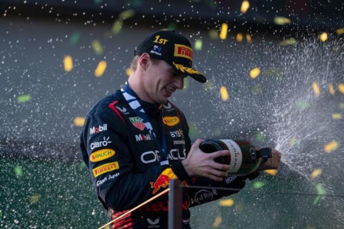 Verstappen gana australia