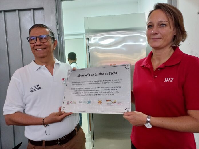 alcalde de Gigante (Huila)emer Coordinadora del proyecto Innovación en Cadenas Agrícolas Sostenibles (INCAS Global+)