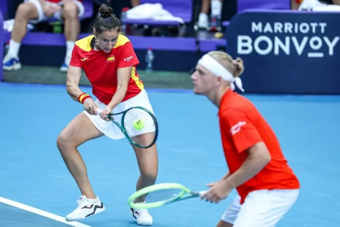 España vence 2-1 a Brasil en arranque de la United Cup de tenis