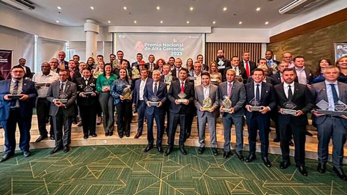 PREMIO ALTA GERENCIA