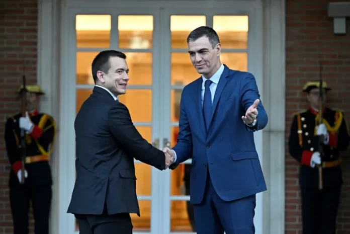 NOBOA CON SANCHEZ EN ESPAÑA