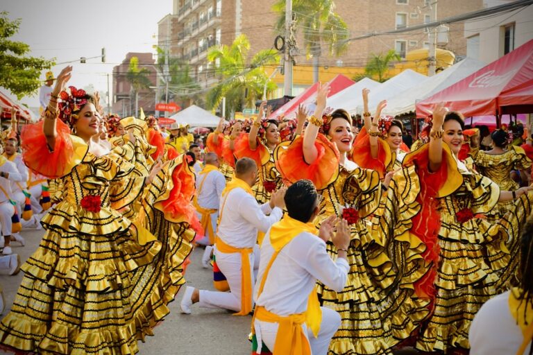 Carnaval de la 84 brilló en sus 25 años Carnaval de la 84 brilló en sus 25 años