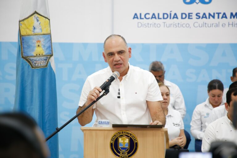 ¿Quiénes se robaron a Santa Marta? El Alcalde Pinedo denuncia iregularidades por más de 743 mil millones de pesos ¿Quiénes se robaron a Santa Marta? El Alcalde Pinedo denuncia iregularidades por más de 743 mil millones de pesos