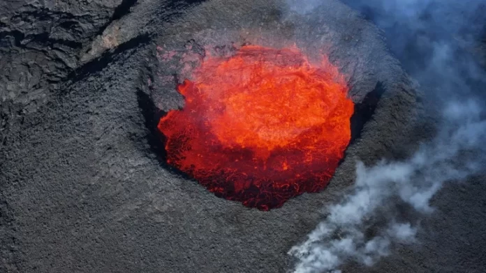 ERUPCION VOLCANICA COSTA RICA