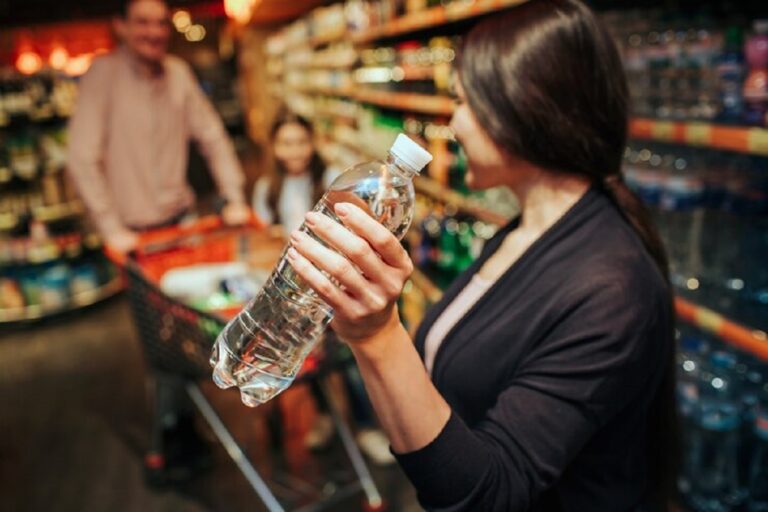 Altas temperaturas han disparado el crecimiento del sector bebidas en Colombia Altas temperaturas han disparado el crecimiento del sector bebidas en Colombia