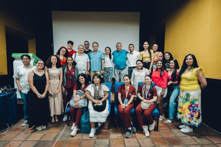 Diálogo intercultural en salud y etnoeducación desde la Academia Diálogo intercultural en salud y etnoeducación desde la Academia