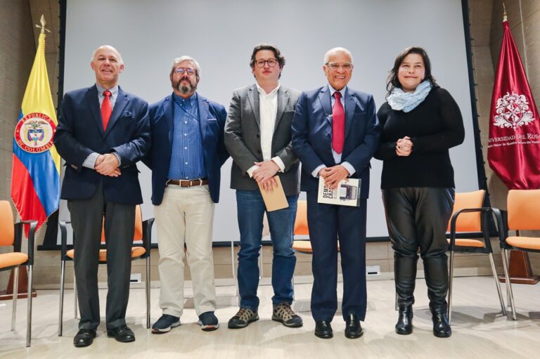 “Se encendieron las alarmas sobre gobernabilidad y legitimidad democrática”: expertos en Unirosario