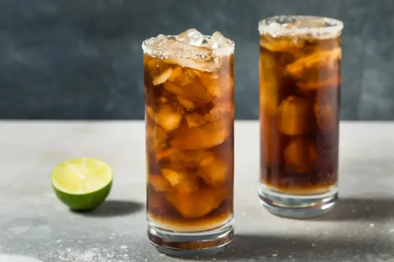 La batanga, el trago mexicano que desplazó a la Cuba Libre