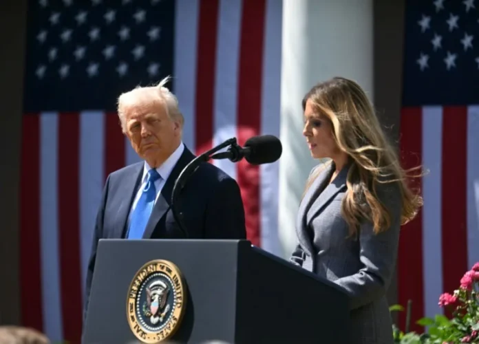 TRUMP Y MELANIA