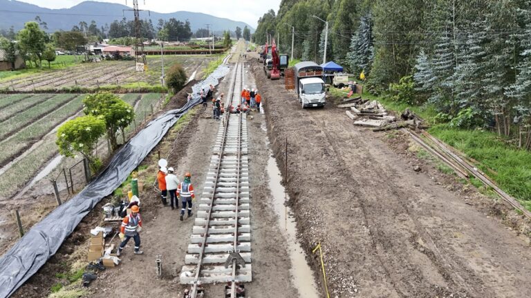 Inició modernización del corredor férreo Bogotá – Belencito Inició modernización del corredor férreo Bogotá – Belencito