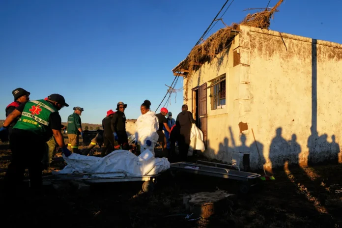 INUNDACIONES EN SUDAFRICA
