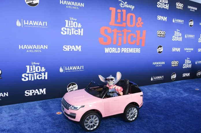 Lilo & Stitch lidera en taquilla