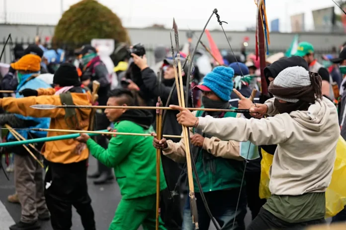 INDIGENAS PROTESTAS