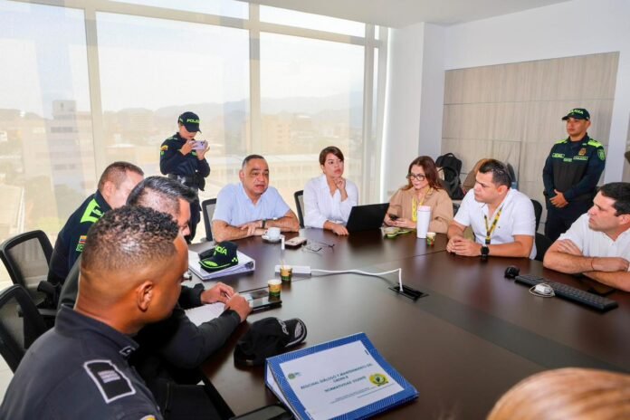 Alcalde Carlos Pinedo lidera PMU frente a bloqueos en la zona rural (3)